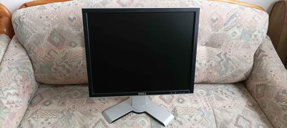 Monitor Dell 1908 FPt