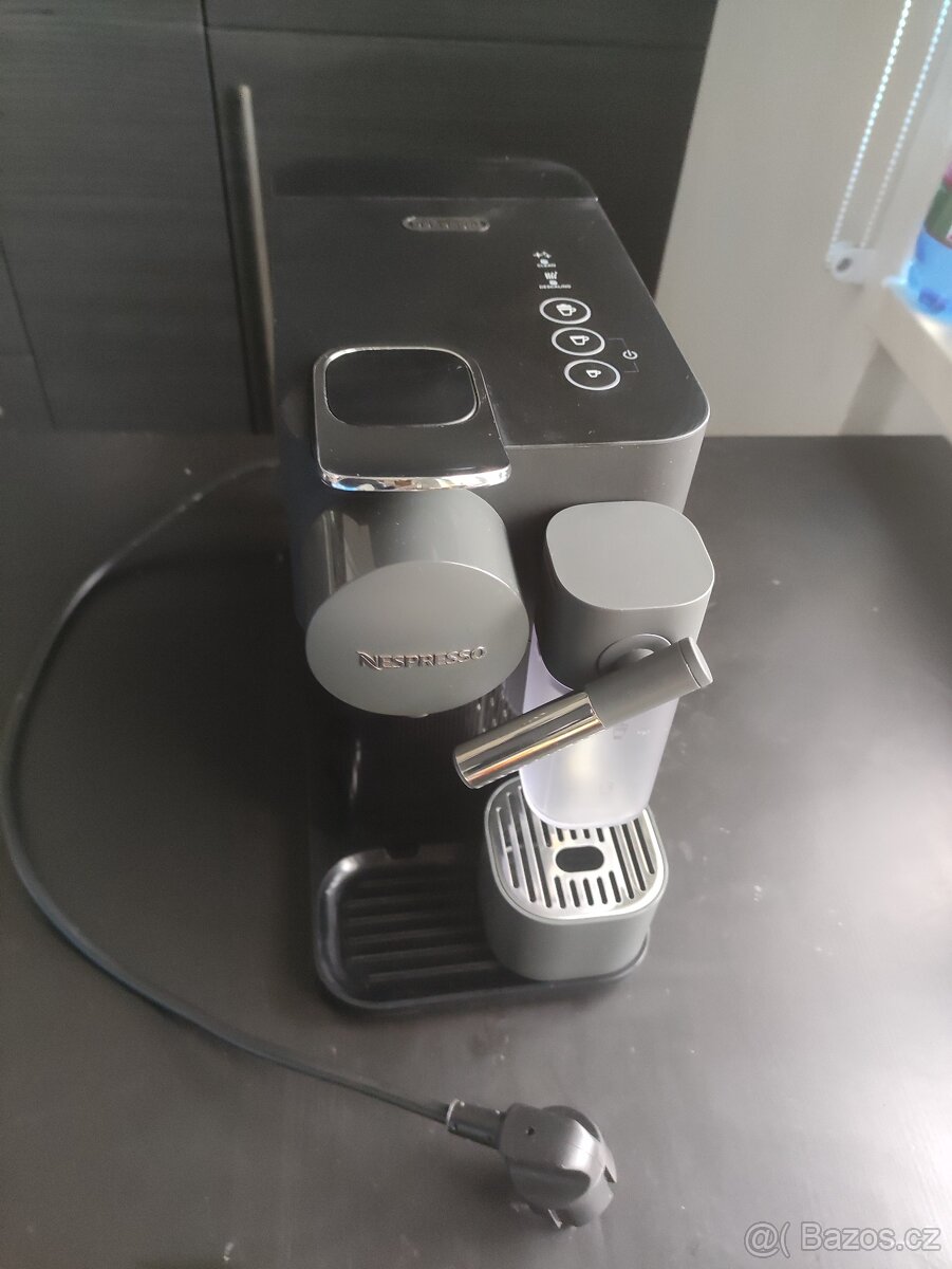 Nespresso lattissima one