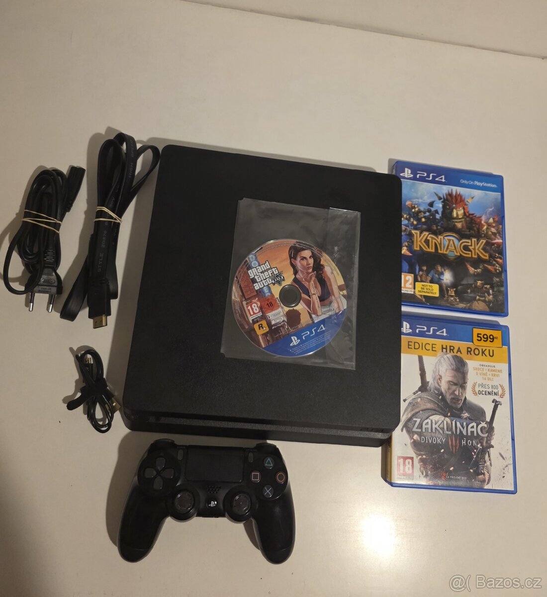 Playstation 4 slim (500 GB)