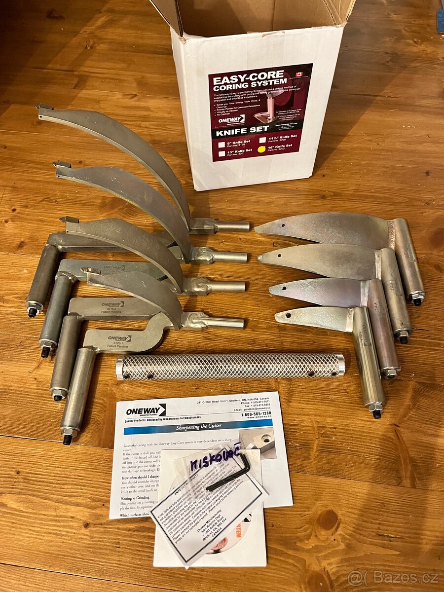 Miskovač k soustruhu