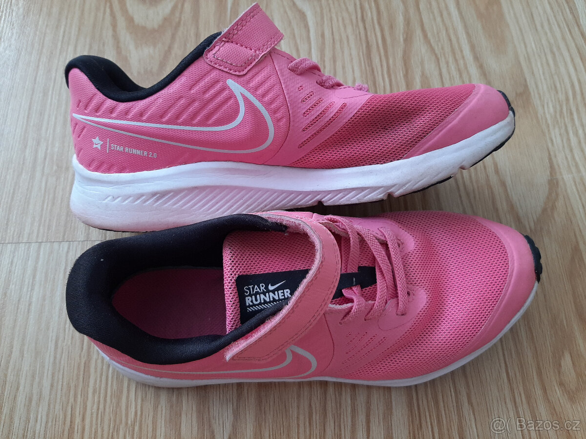 Nike dívčí běžecké boty