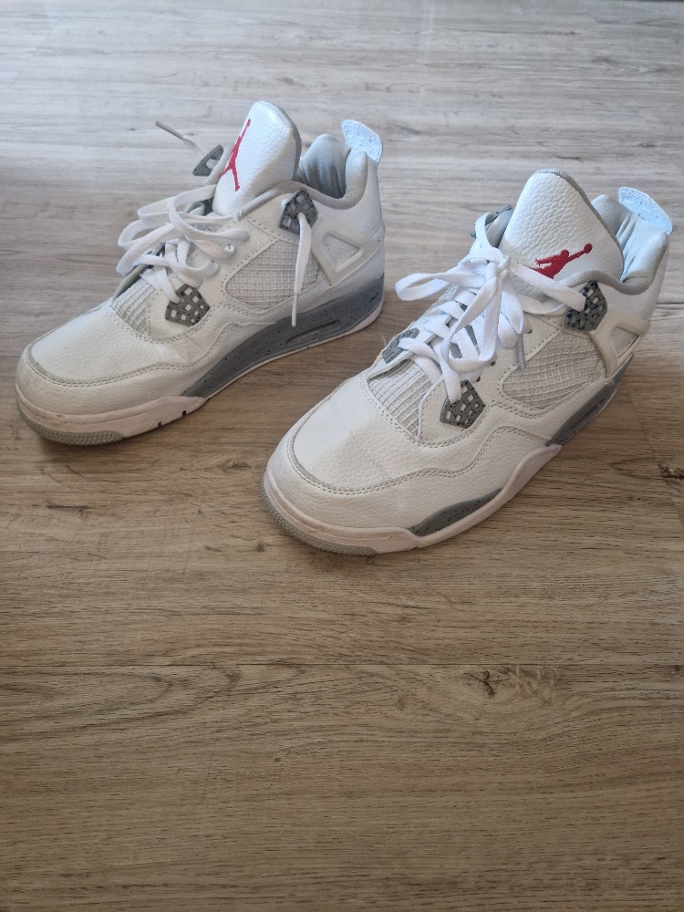 Boty Air Jordan CT8527-118 - vel. 42 bílé