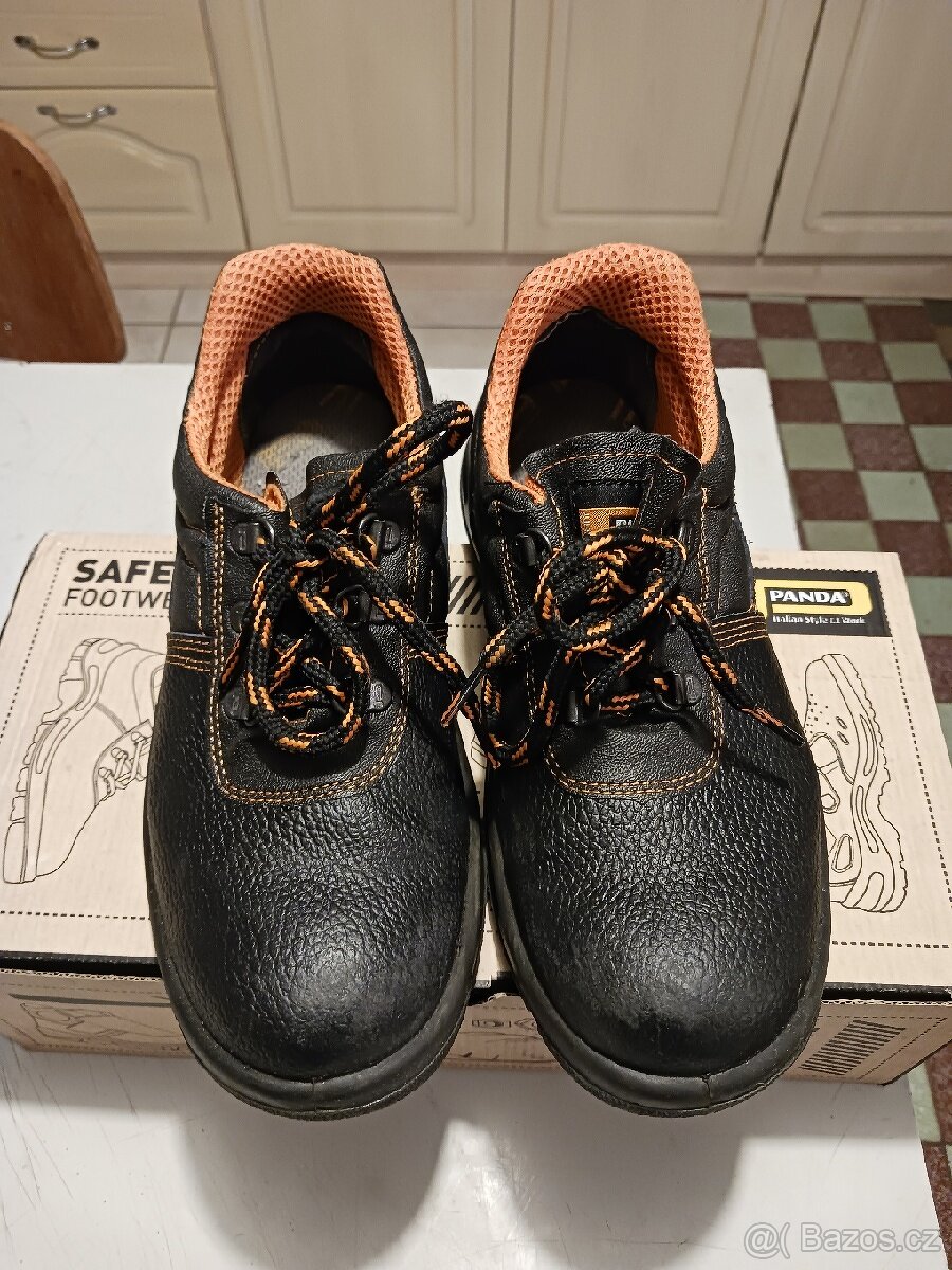 Pracovní obuv