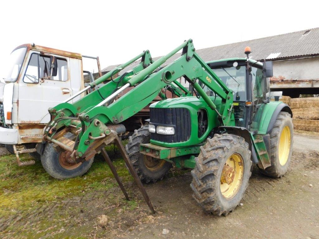 traktor John Deere 6520 SE
