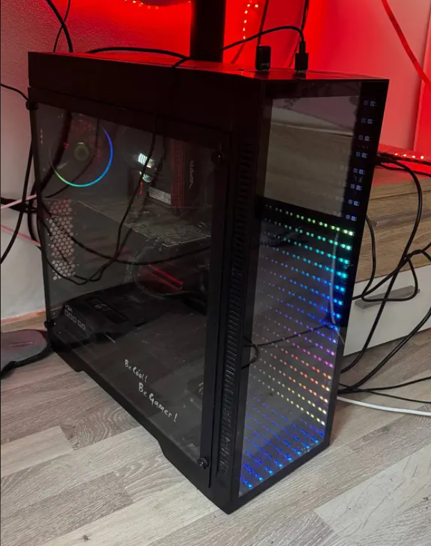I9-9900K 5.0 Ghz | RTX 2080 8GB | 16GB | 1TB | PC