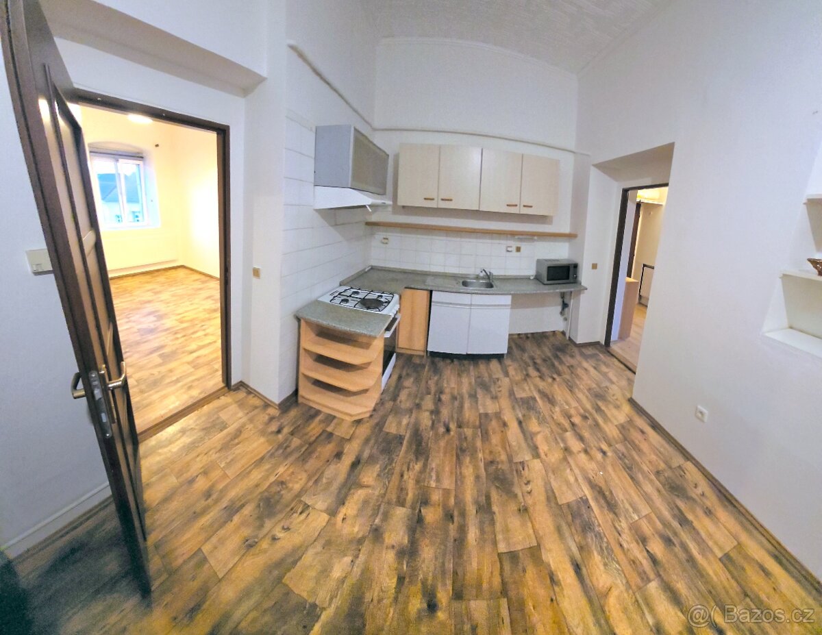 Nové Strašecí - byt 2+1