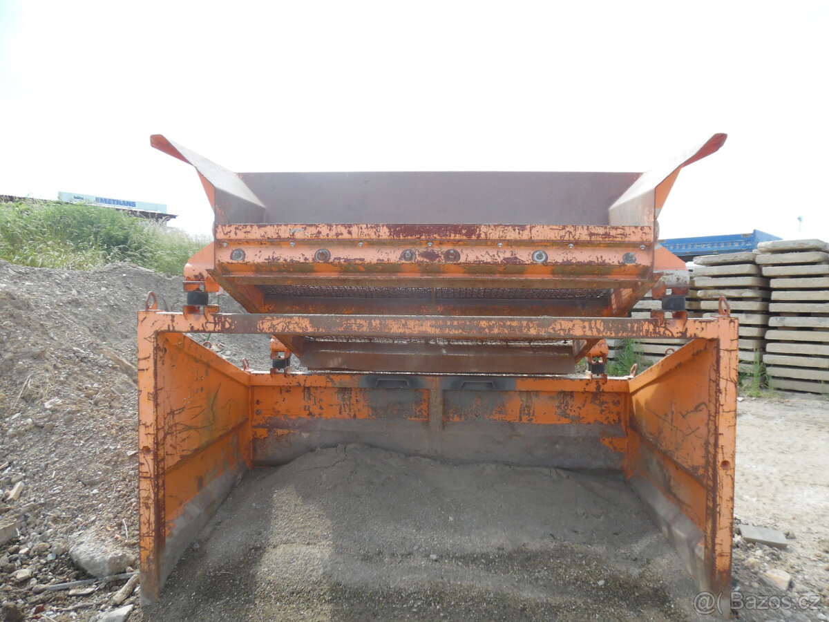 Třídička sypkého materiálu