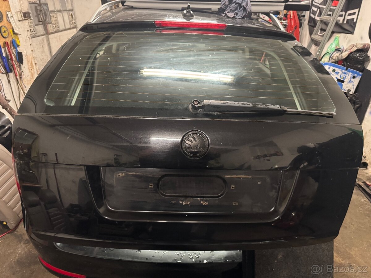 5. vrata octavia 2 combi