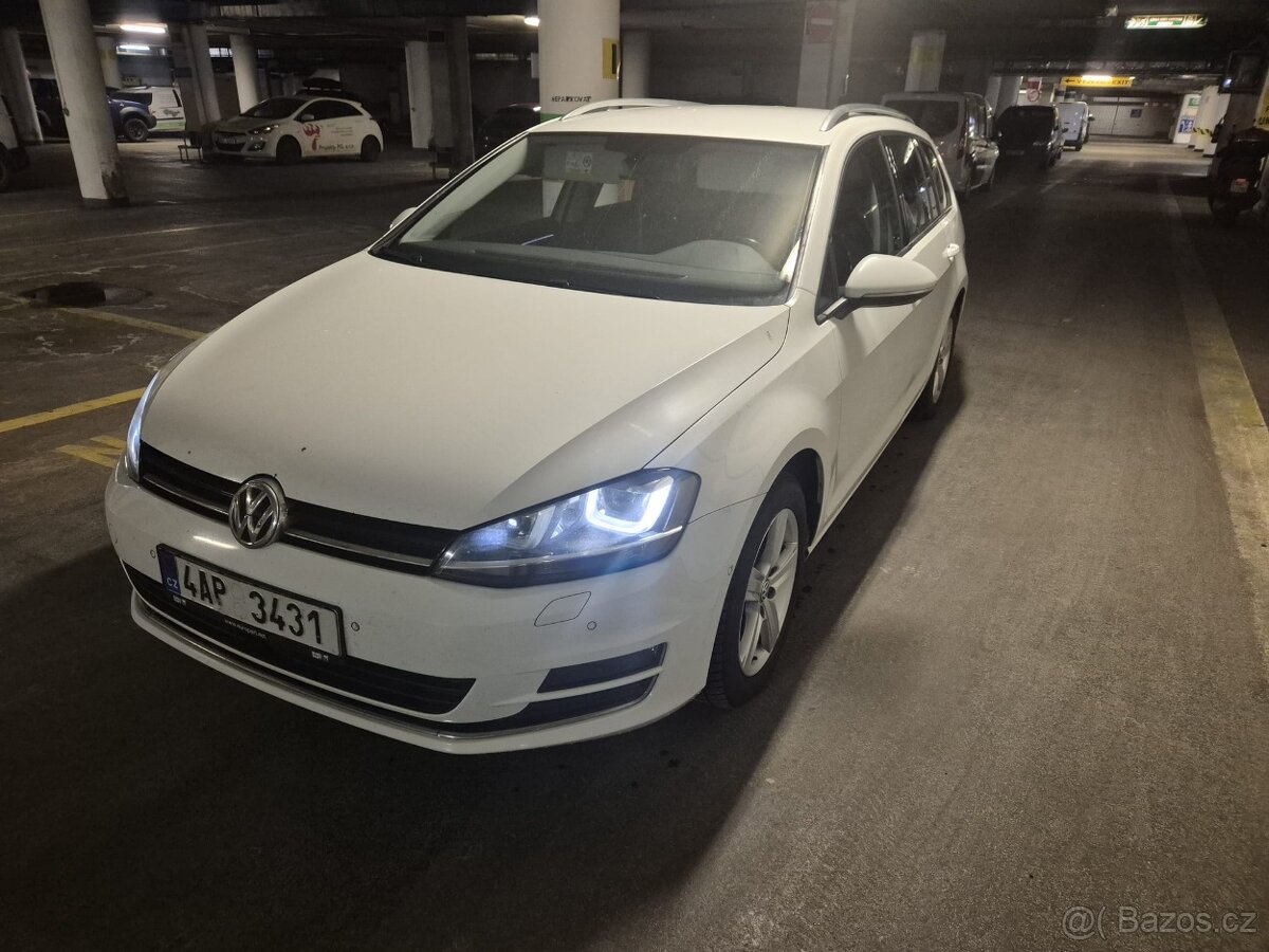 PRODÁM VW Golf VII, r.v. 2015