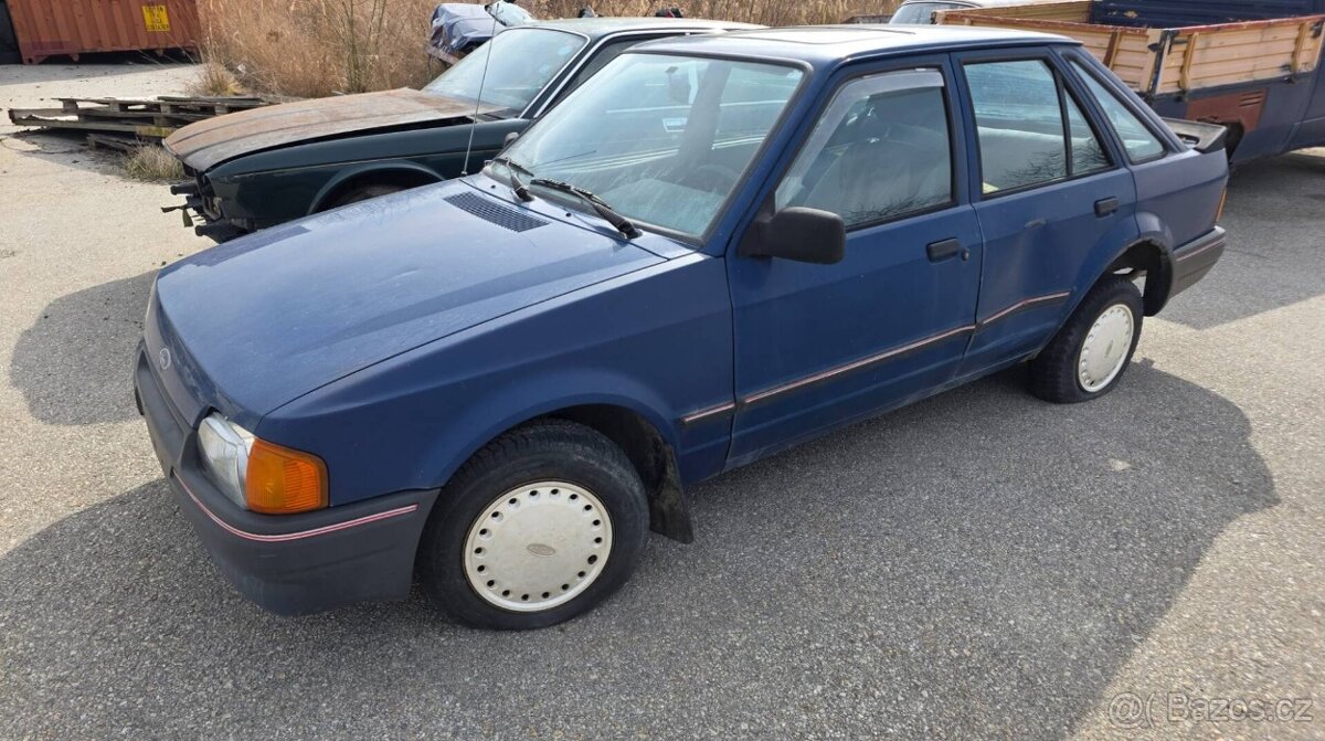 Ford Escort 1.3 rok 1986