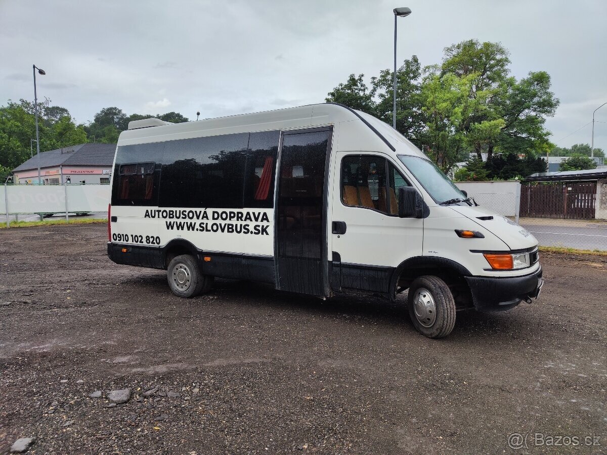 Iveco Daily autobus