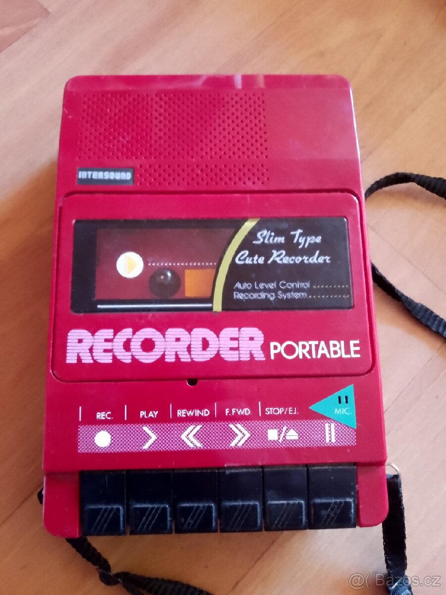 Intersound audiokazetový rekordér