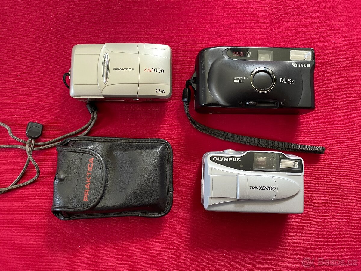 starý fotoaparát retro fotoaparát na kinofilm praktica