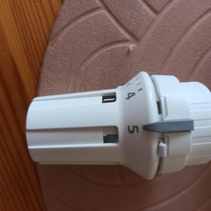 Regulační thermo hlavice