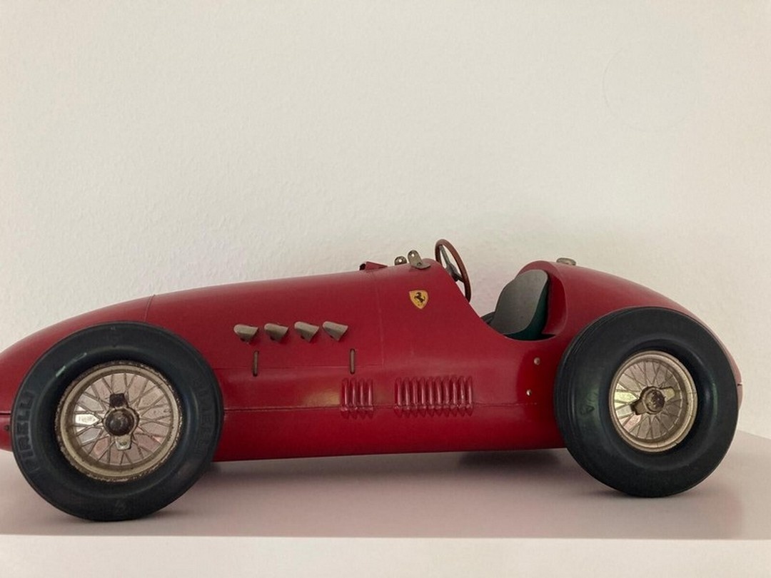 Ferrari Tipo 500 Toschi F2 16 Scale - Sběratelské historické