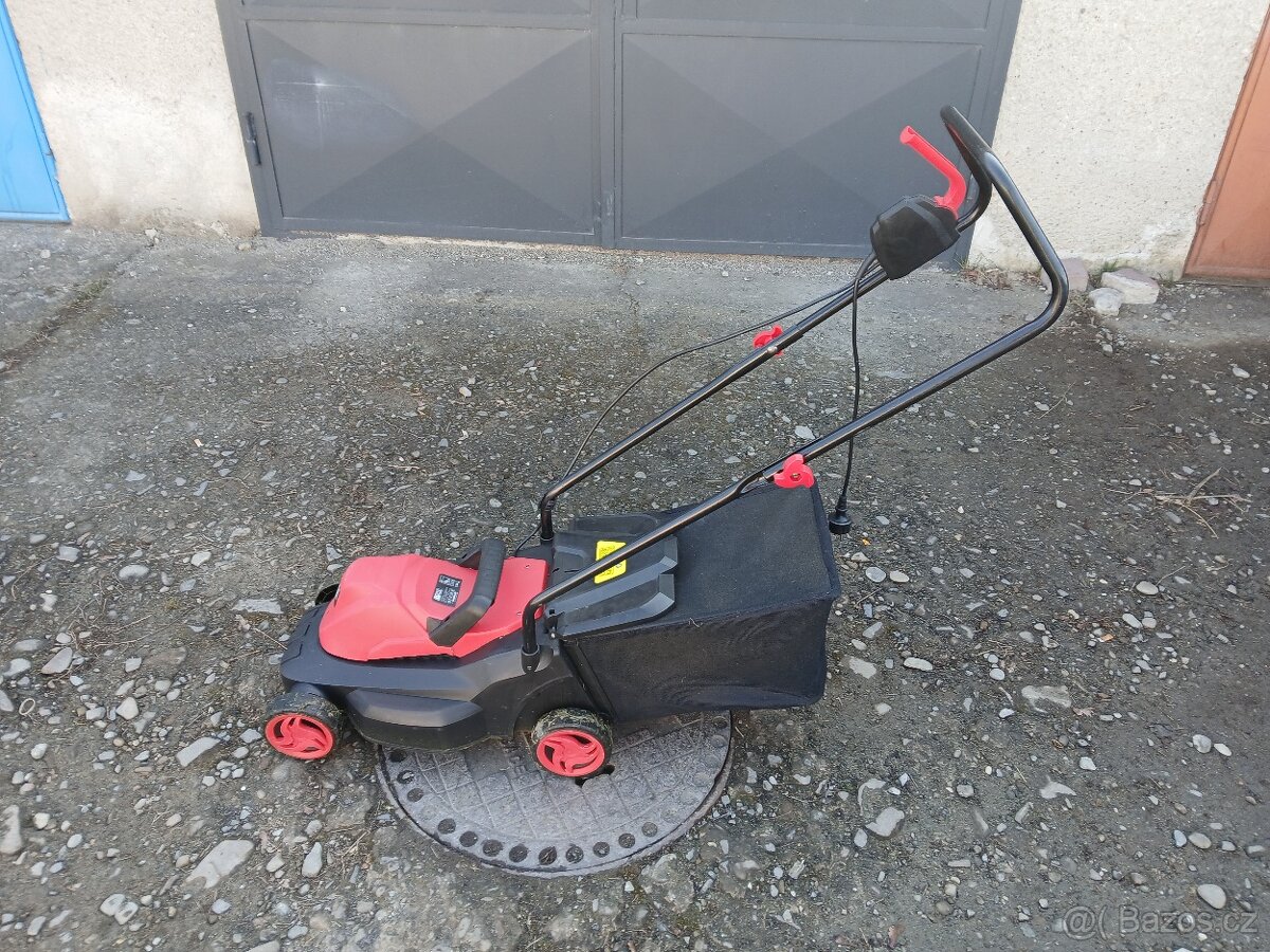 elektricka sekacka levita s kosem