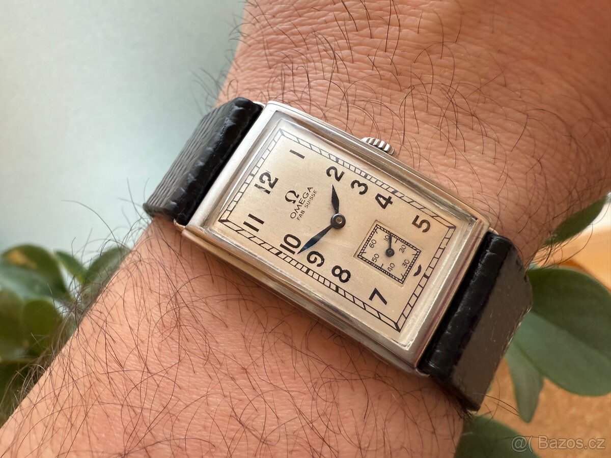 Omega t17 tank art deco