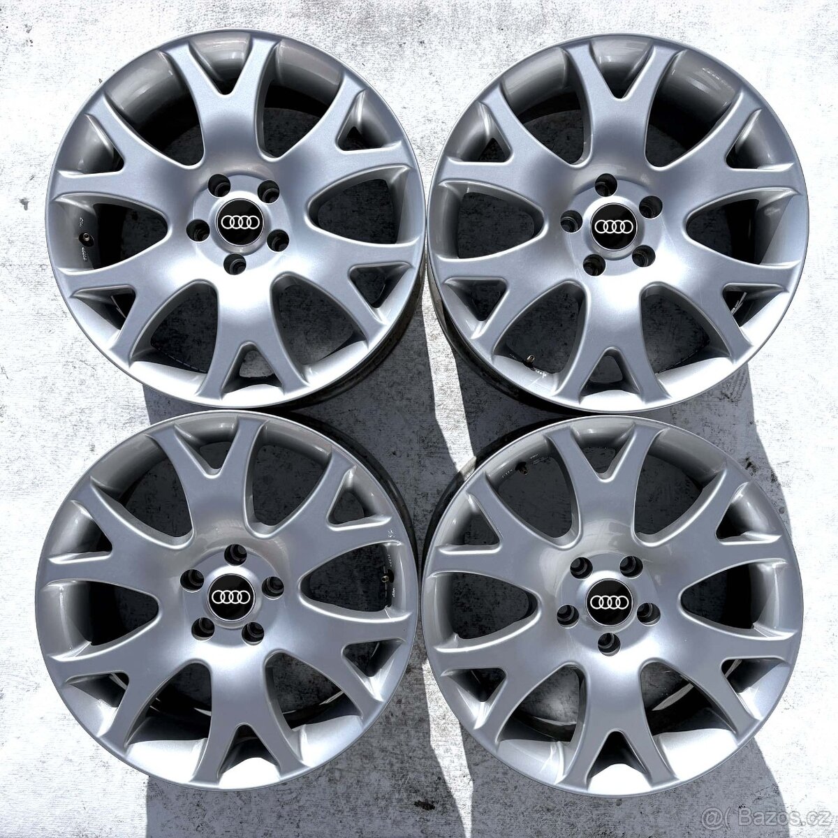 ALU AUDI A4 A6 A5 Q3 Q5 18" 5x112