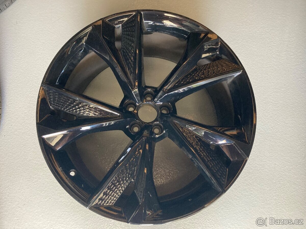1x al disk 22” originál new Audi RS6 r.v. 2023