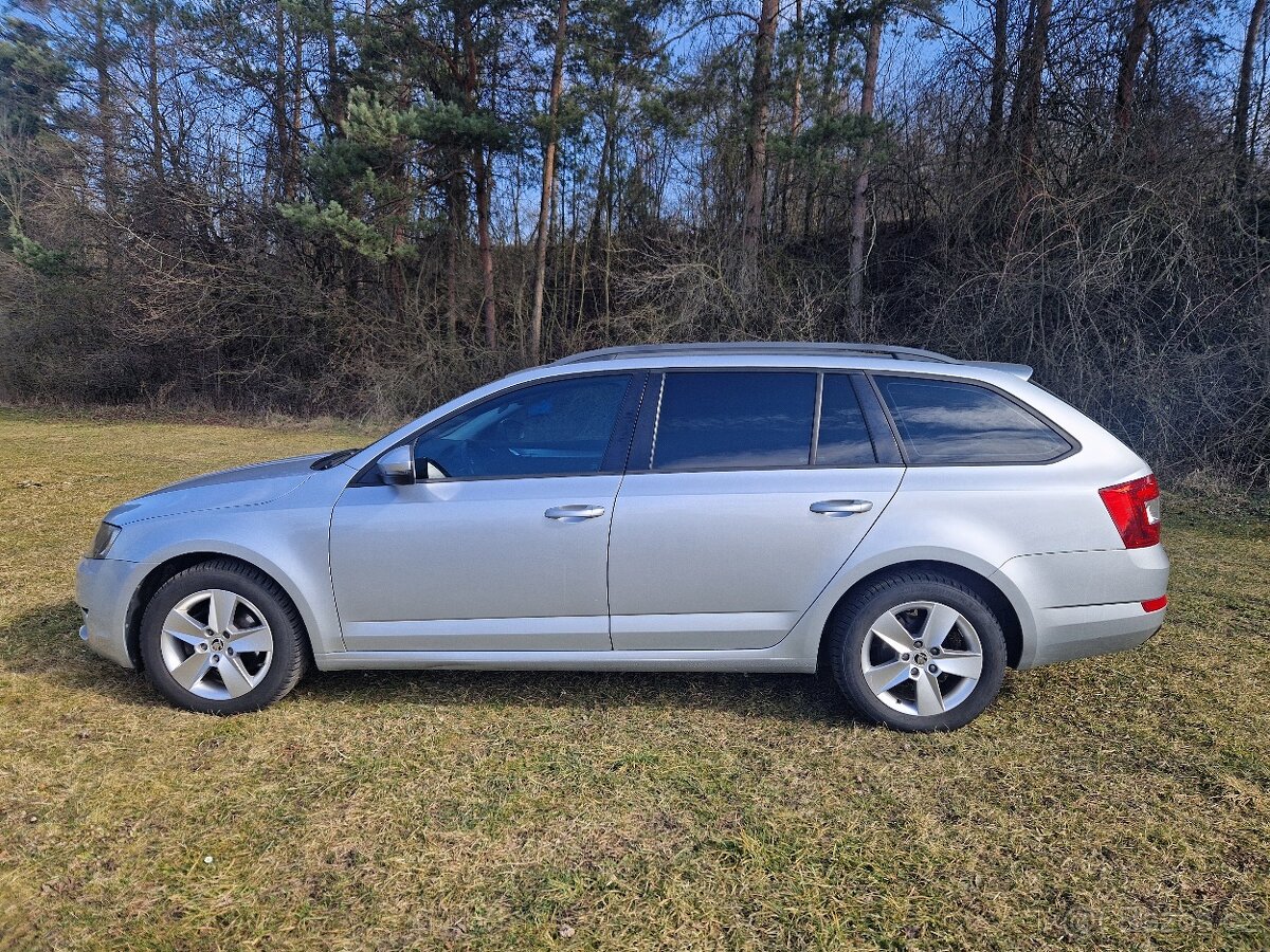 Škoda Octavia 1,6 TDI 81kW DSG Ambition Combi