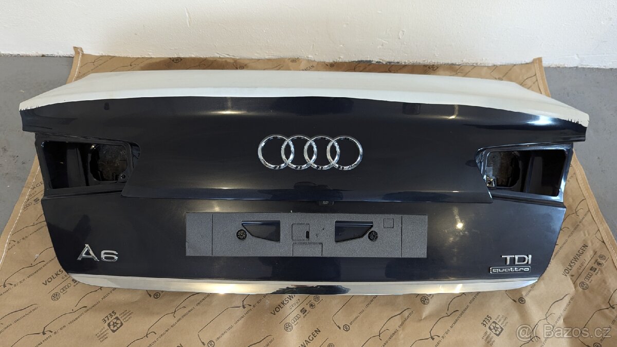 Páté dveře Audi A6 C7 facelift barva Y9T