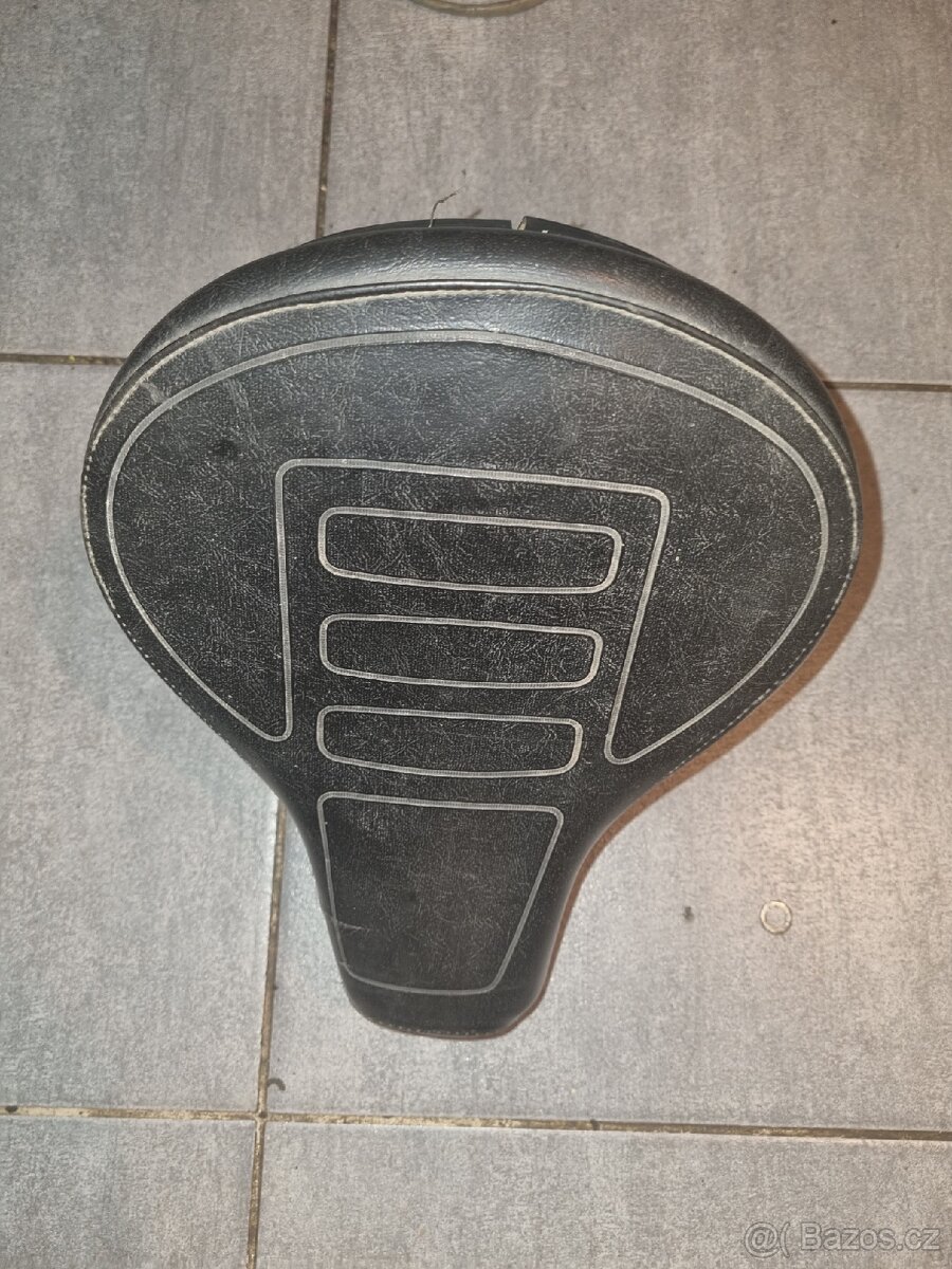 Sedlo babetta 210