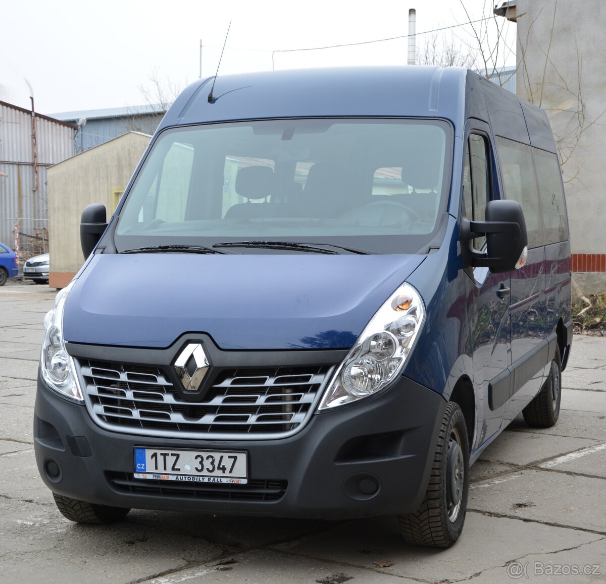 Renault Master 2.3 dCi 125 kW – 9 míst – 2018 TOP CENA