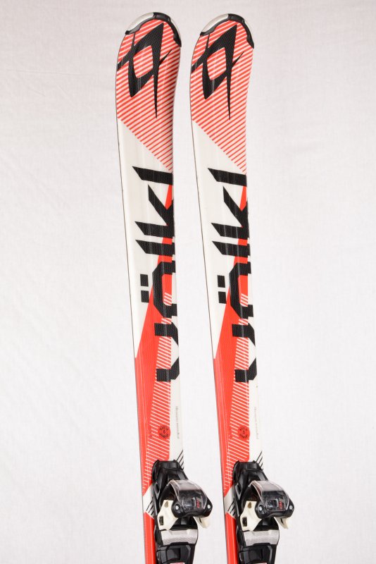 VOLKL CODE 7.4 red 2017, Marker FDT 10,TOP stav
