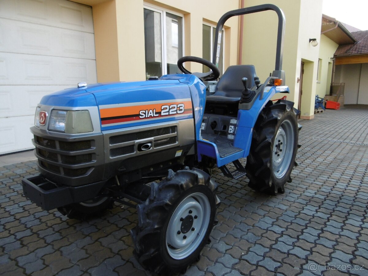 Malotraktor ISEKI TF223F s rotavátorem