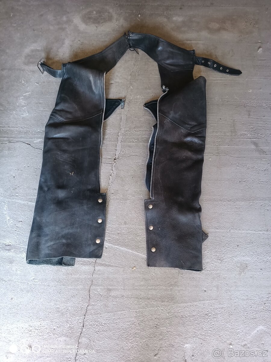 Prodám Chapsy vel S.