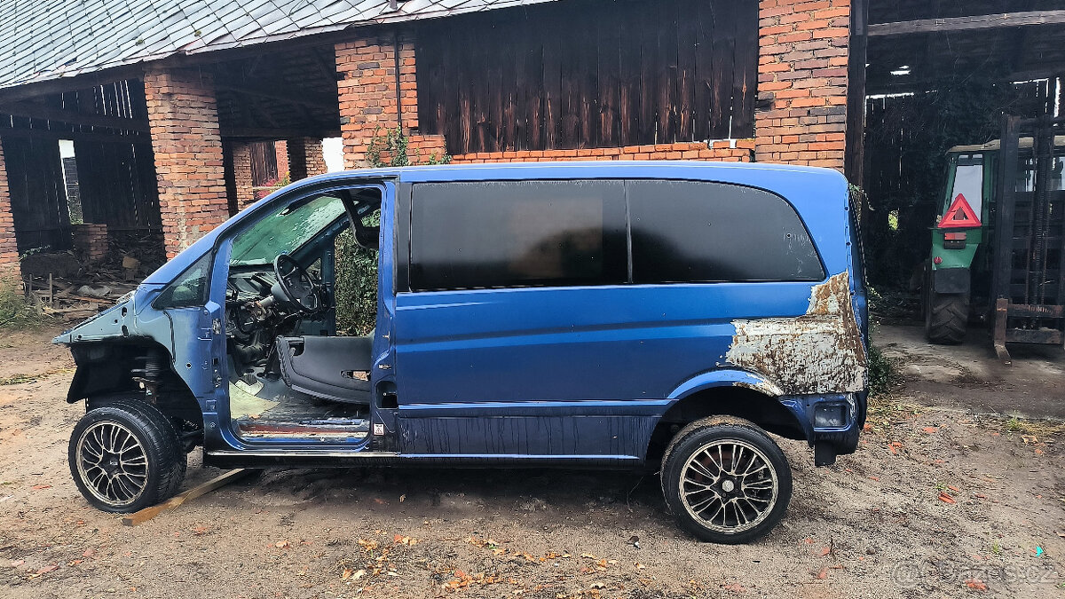 Vyvařená karoserie Mercedes Viano 3,0D s doklady