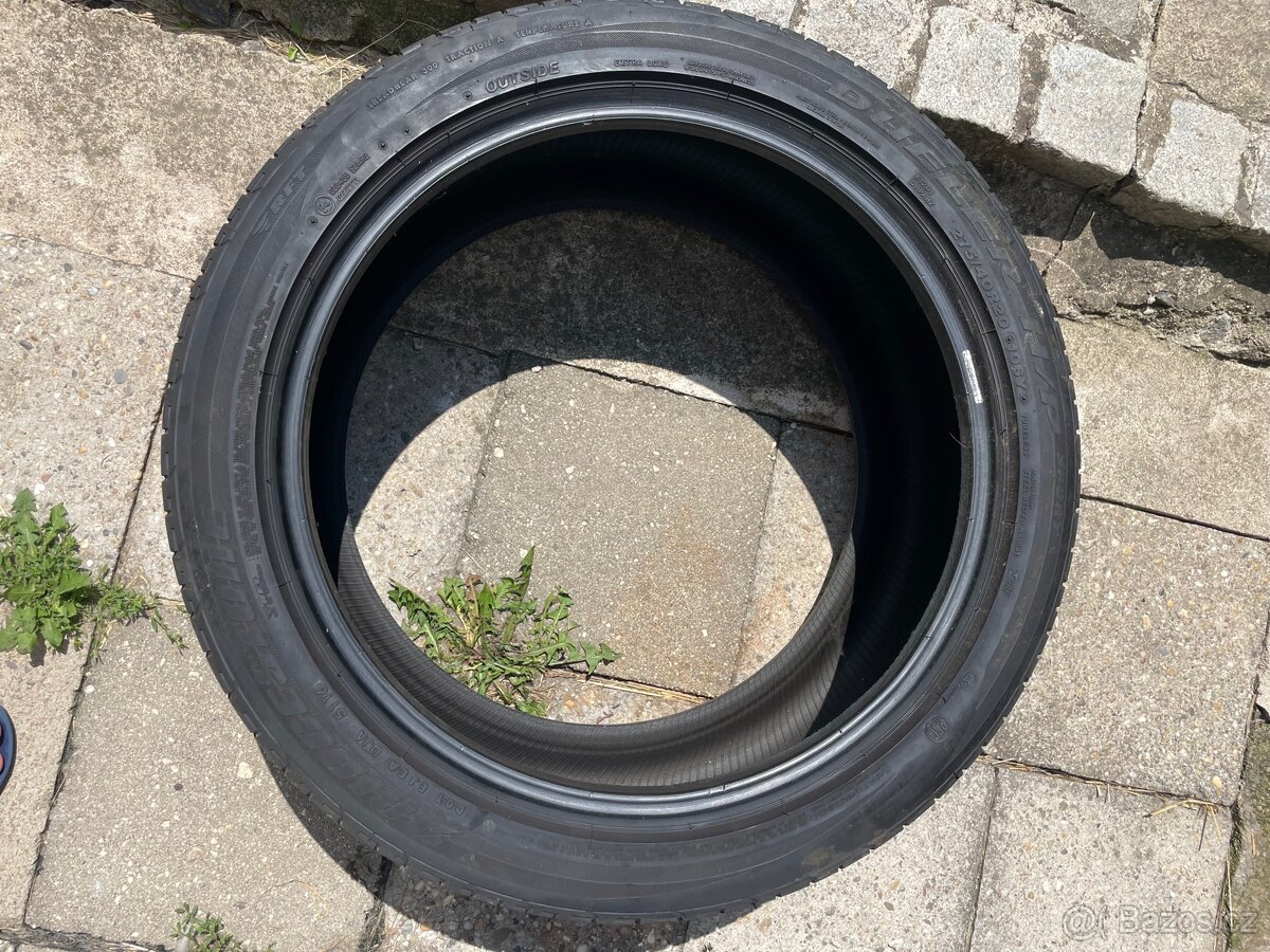 2x Letní pneu Bridgestone 275/40 R20