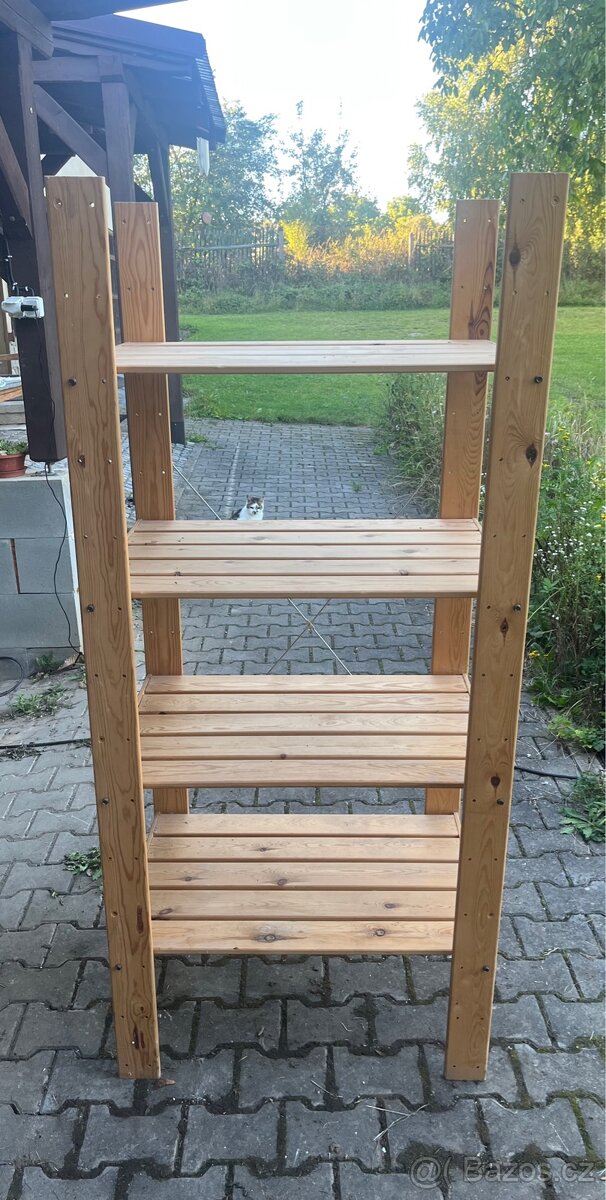 IKEA dřevěný regál IVAR – masiv