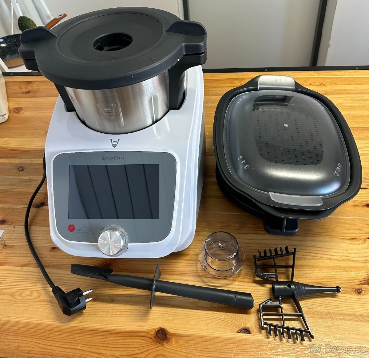 Monsieur Cuisine Connect SKMC 1200 F6 multifunkční přístroj
