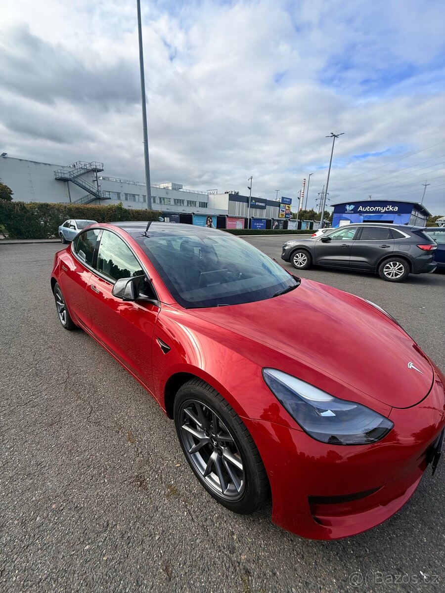 Tesla model 3 SR+ Refresh 2021 - záruka do 2029/6 - TOP STAV
