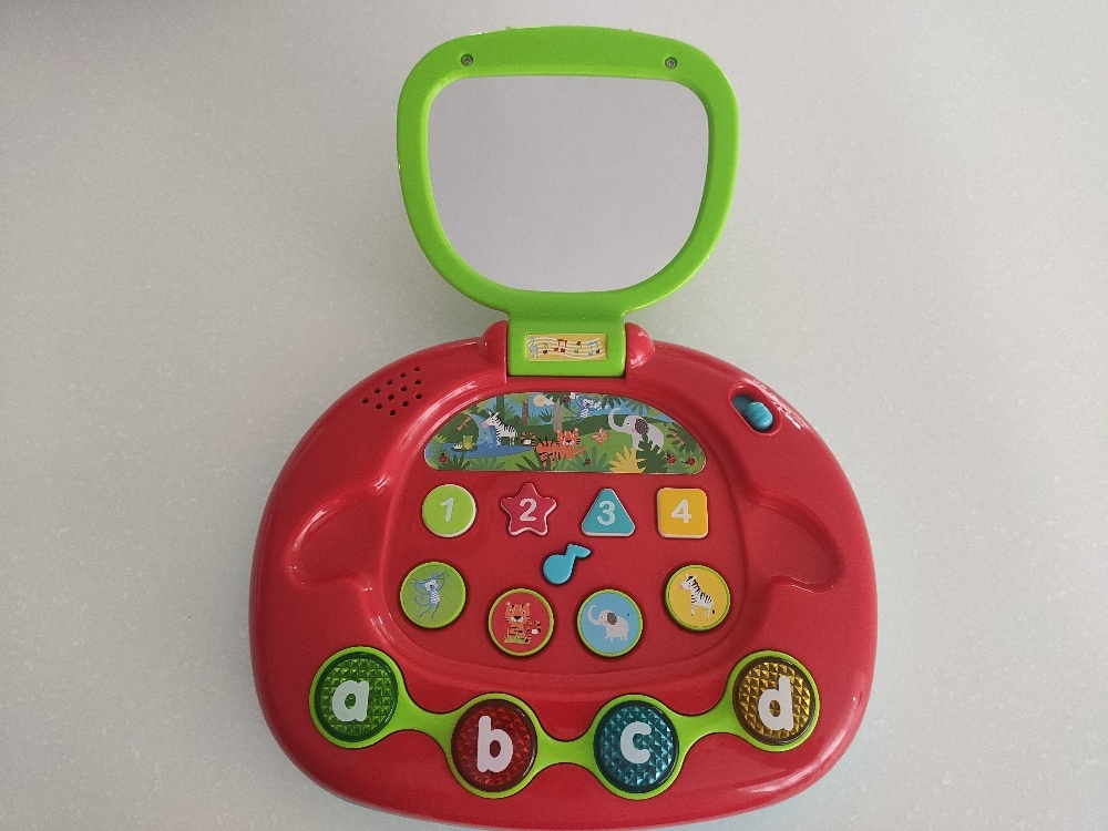 Interaktivní hračky - Playgro, Wiky