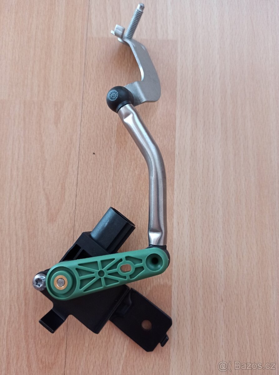Snímač nastavení výšky xenonů VW Audi Škoda Seat