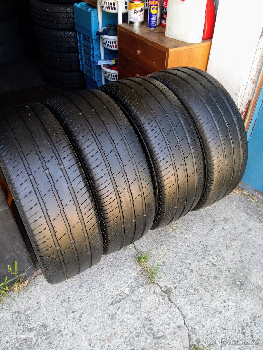 SADA LETNICH ZATEZOVYCH PNEU  235/65/16C  CONTINENTAL