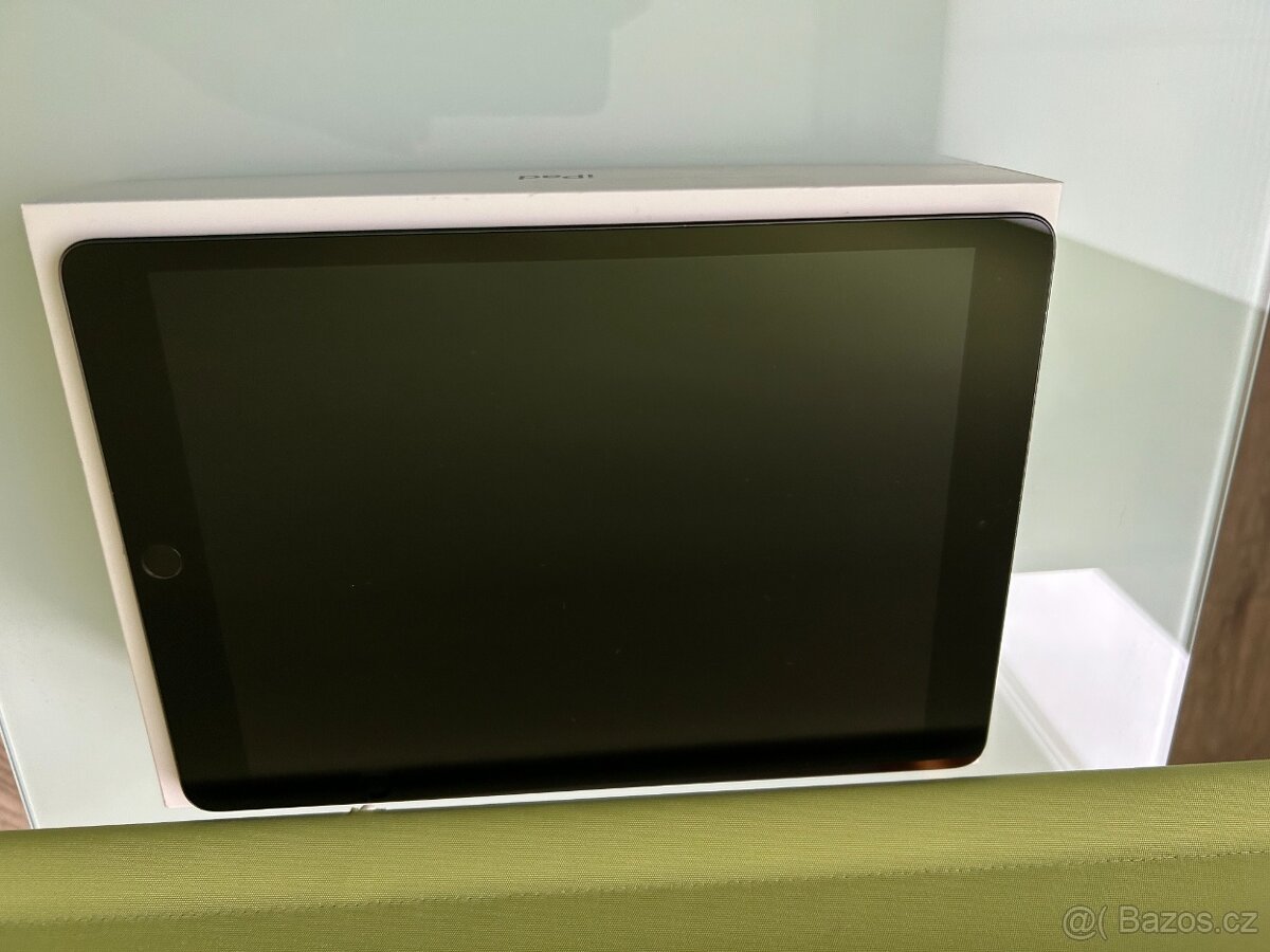 Apple iPad 9.generace, Wifi, 256GB