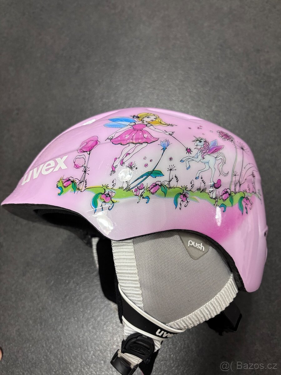 Dívčí lyžařská přilba Uvex