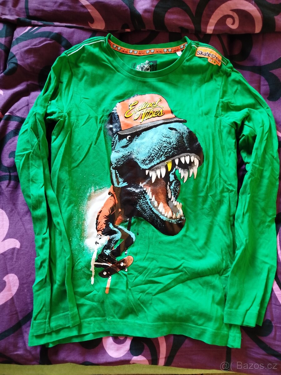 Chlapecké tričko velikost 146/152