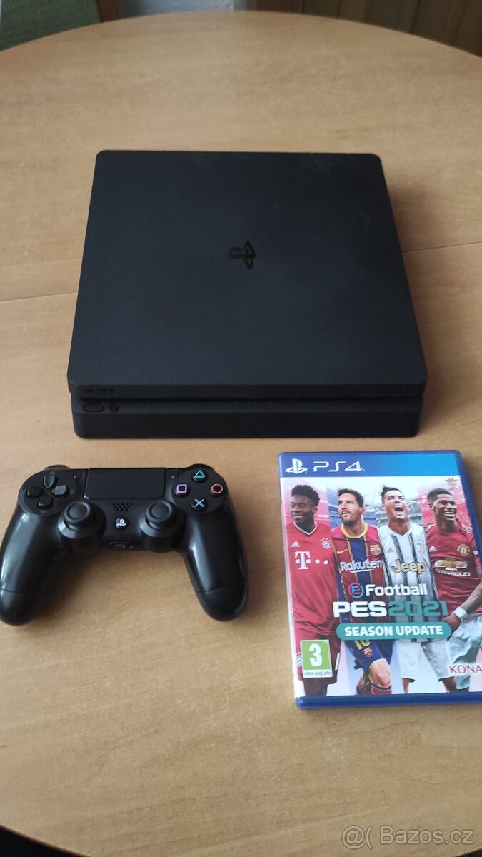 PlayStation 4 Slim (PS4)