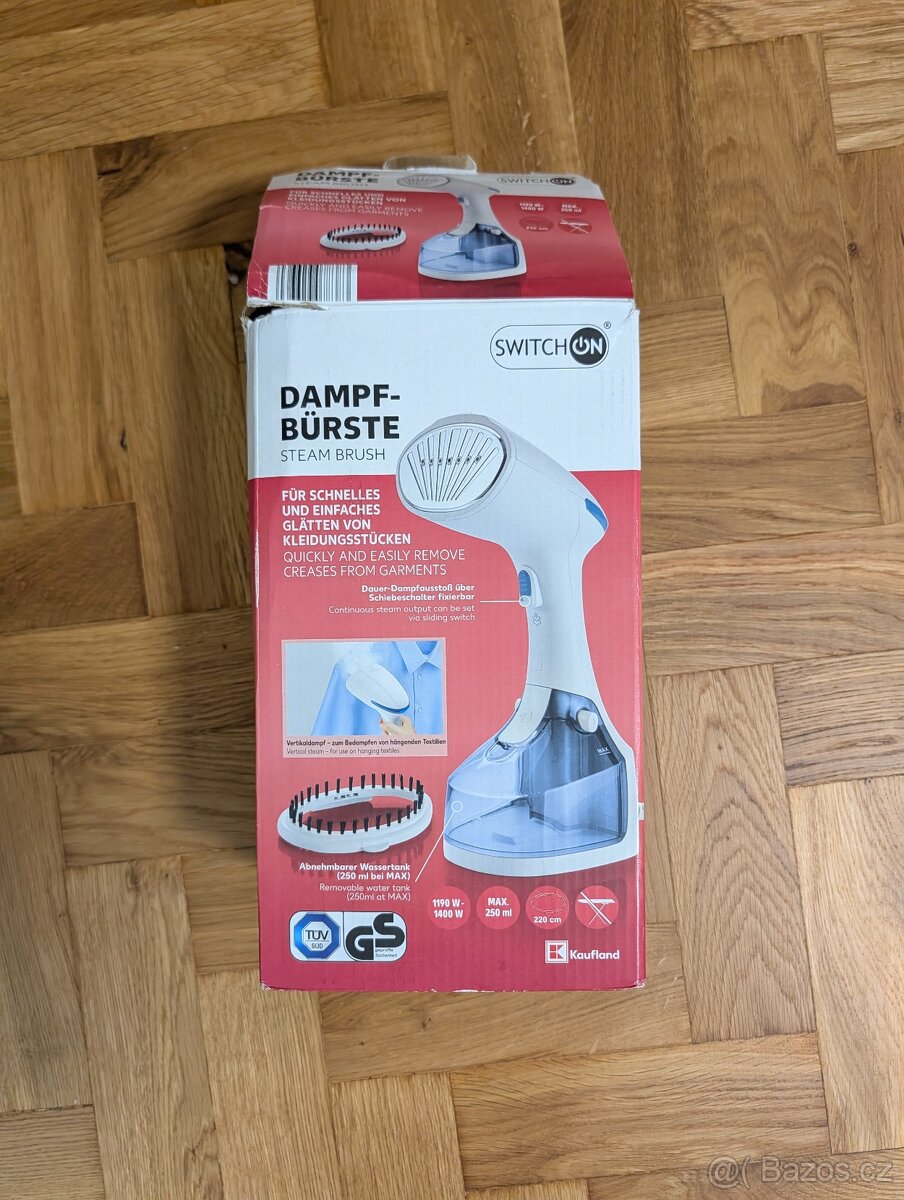 Parní žehlička (na visící prádlo)