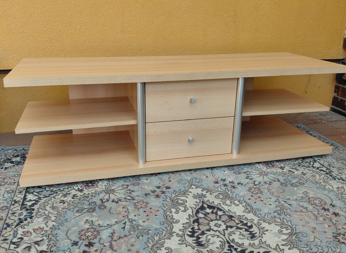 Tv stolek