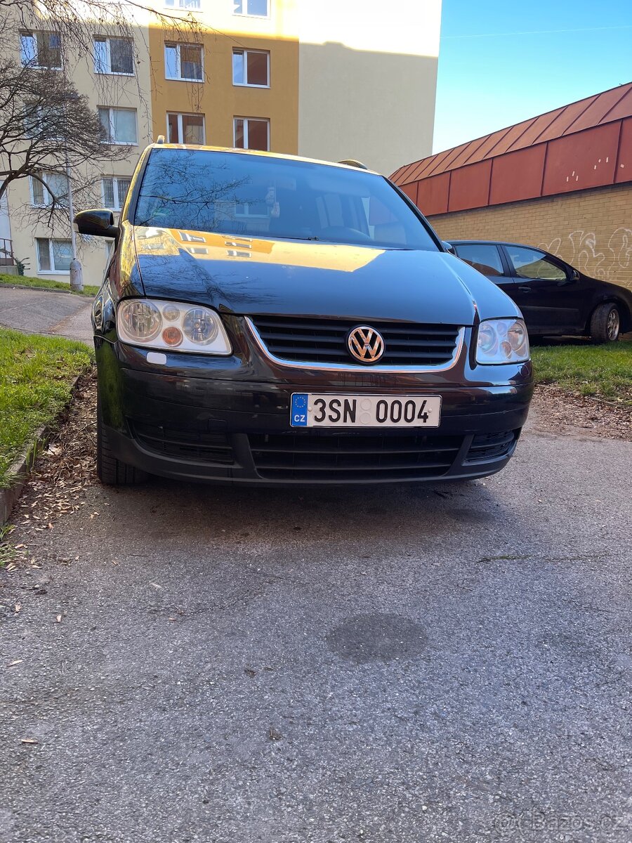 Prodám Volkswagen Touran 1,9tdi