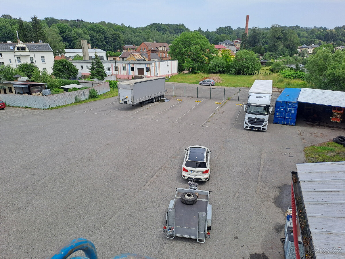 Parkování pro kamiony / LKW, pronájem plochy