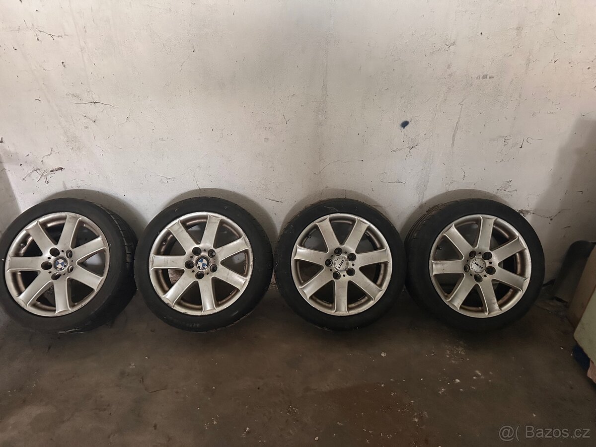 Alu kola s pneu 225/45-17 ET 44