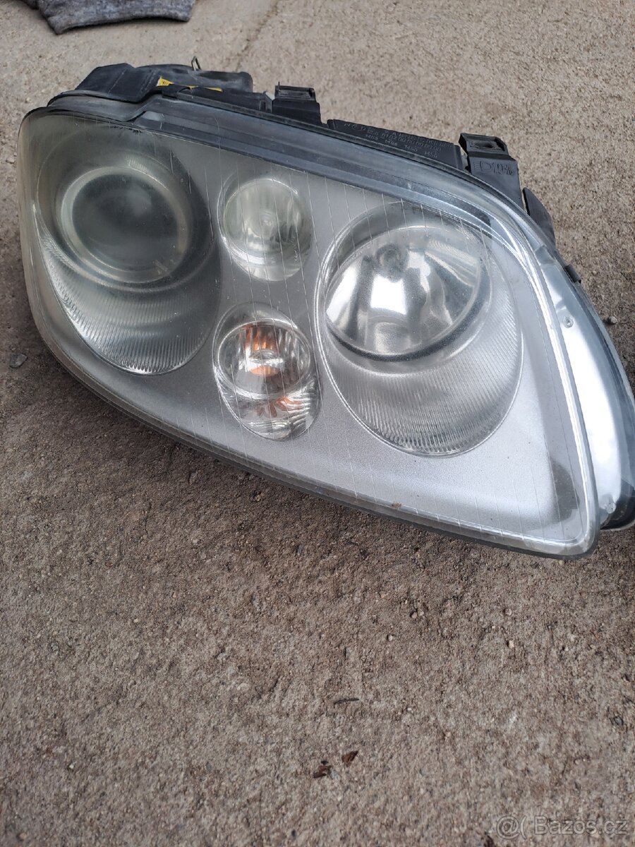 Xenon na vw Touran 1T