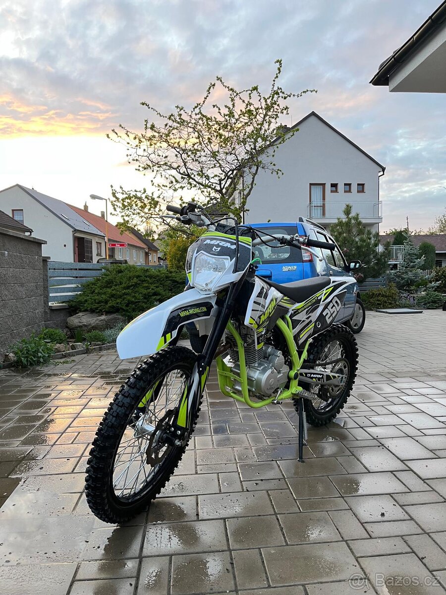 Minirocket pitstar 2 250cc