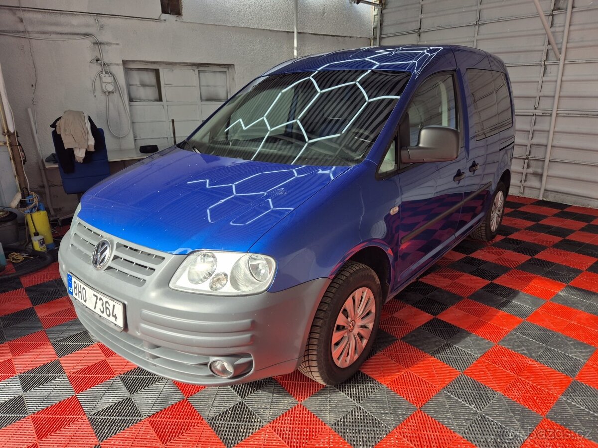 Prodám Volkswagen Caddy maxi 1,6LPG